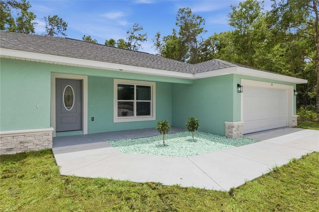 10 BAY LANE, Ocklawaha, FL 32179