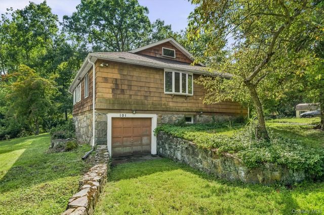 101 Highland Road, Monroe, NY 10950