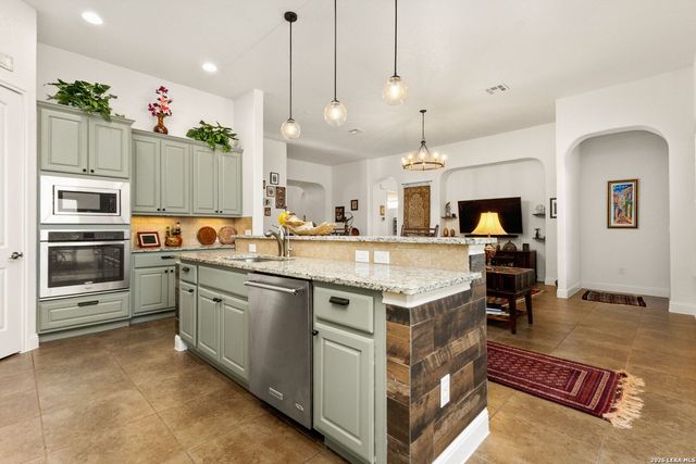 880 Haven Point, New Braunfels, TX 78132