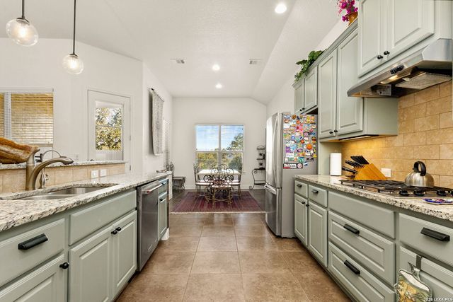 880 Haven Point, New Braunfels, TX 78132