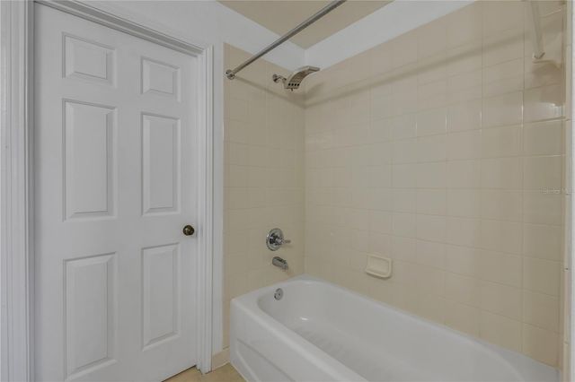 940 VILLAGE TRAIL 4-306, Port Orange, FL 32127