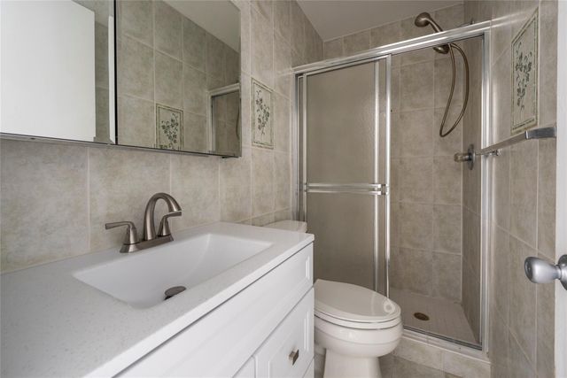 2101 NW 101st Terrace, Pembroke Pines, FL 33026