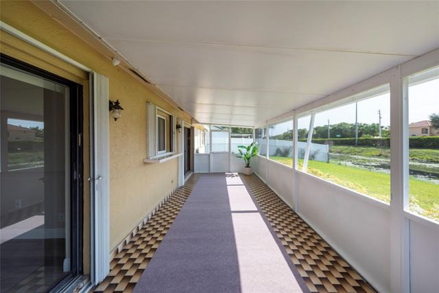 2101 NW 101st Terrace, Pembroke Pines, FL 33026