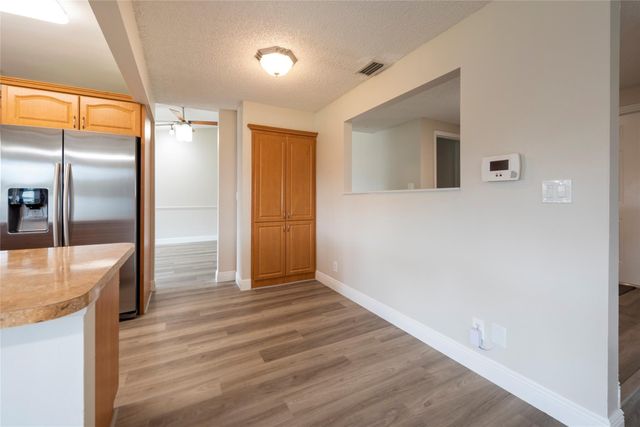 2101 NW 101st Terrace, Pembroke Pines, FL 33026