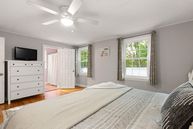 10 Hornbeam Hill Rd, Chelmsford, MA 01824