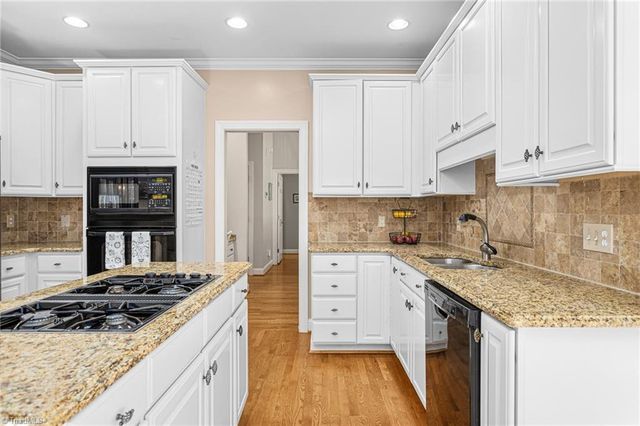926 Benfield Drive, Greensboro, NC 27410
