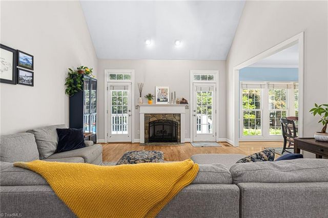 926 Benfield Drive, Greensboro, NC 27410