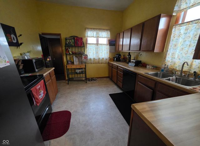 306 E Monroe Street, Alexandria, IN 46001