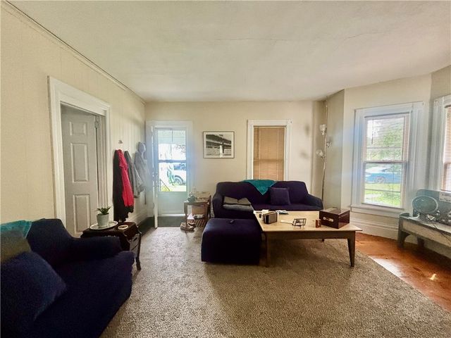21 West Elizabeth Street, Skaneateles, NY 13152