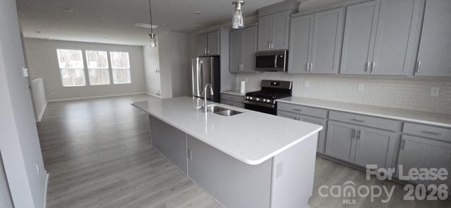 2324 Donnelly Hills Lane, Charlotte, NC 28262