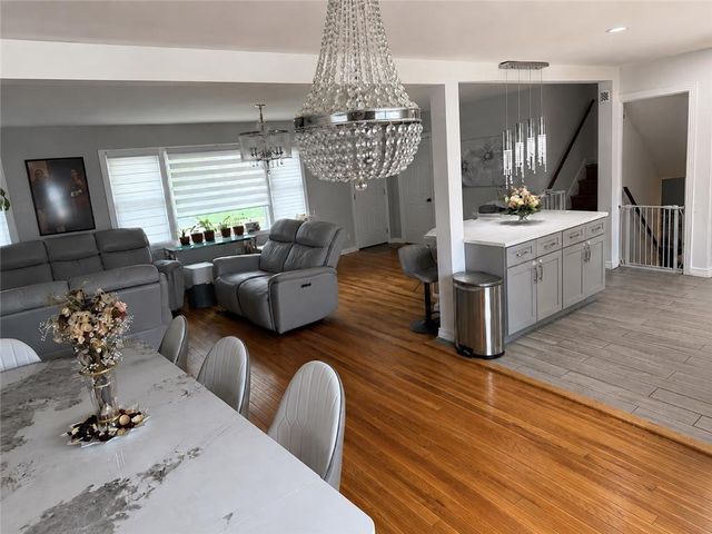 1972 Collingswood Drive, Bethlehem City, PA 18018