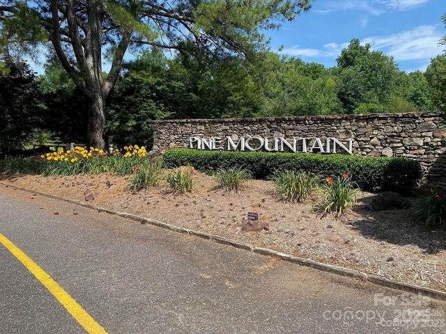 8752 Kittinger Drive, Connelly Springs, NC 28612