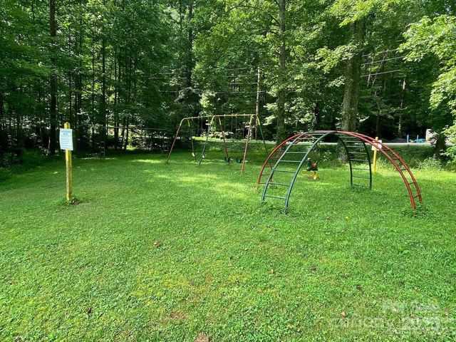 8752 Kittinger Drive, Connelly Springs, NC 28612