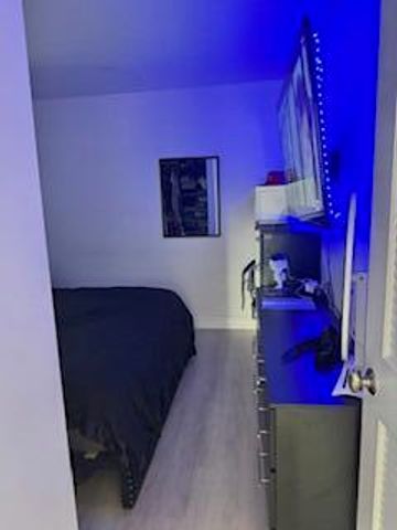 2161 NW 89th Terrace B, Pembroke Pines, FL 33024