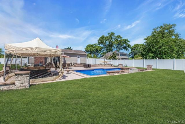 49 Miller Avenue, Port Jefferson Station, NY 11776