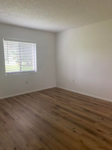 2217 Flower Tree Circle, Melbourne, FL 32935