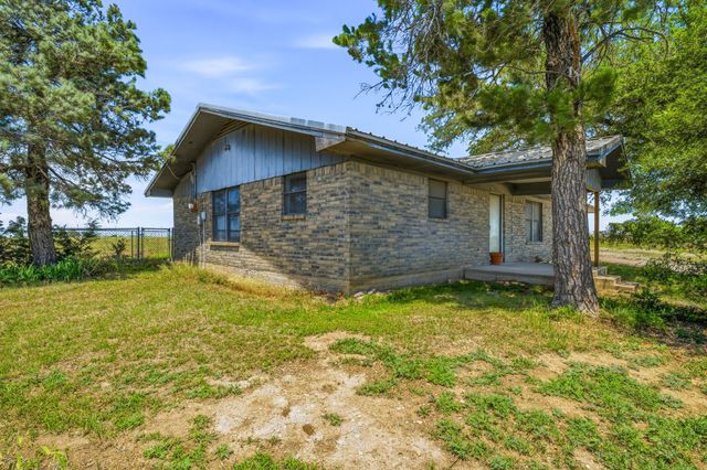 432 County Road 492, Stephenville, TX 76401