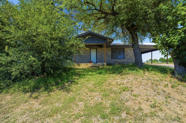 432 County Road 492, Stephenville, TX 76401