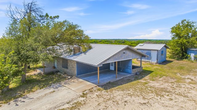 432 County Road 492, Stephenville, TX 76401