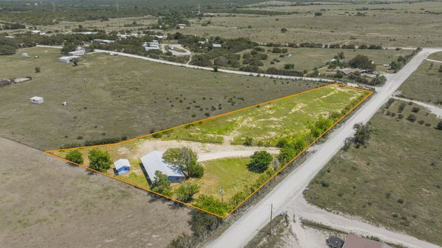 432 County Road 492, Stephenville, TX 76401