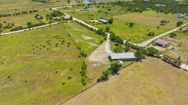 432 County Road 492, Stephenville, TX 76401