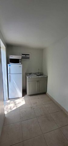 5721 Fillmore Street, Hollywood, FL 33021