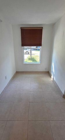 5721 Fillmore Street, Hollywood, FL 33021