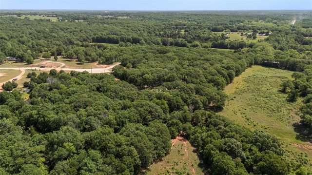 21896 Lilly Drive, Tecumseh, OK 74873