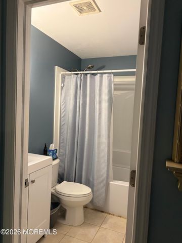 1382 Ocean Avenue 7A, Sea Bright, NJ 07760