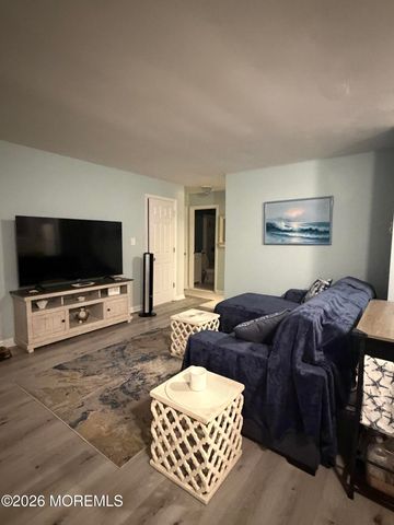1382 Ocean Avenue 7A, Sea Bright, NJ 07760