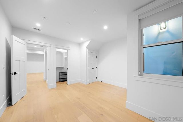 825 9th St., Coronado, CA 92118