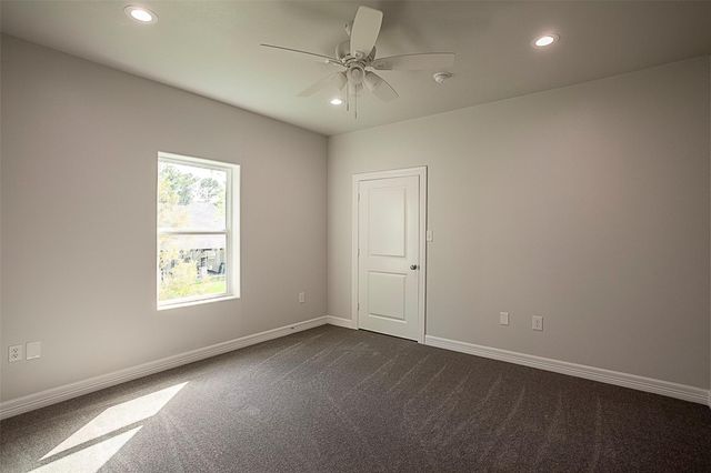 177 Parkside Loop, Brookeland, TX 75931