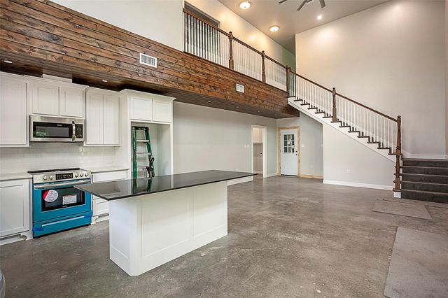 177 Parkside Loop, Brookeland, TX 75931