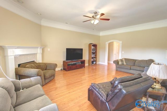 16874 Raspberry Lane, Athens, AL 35613