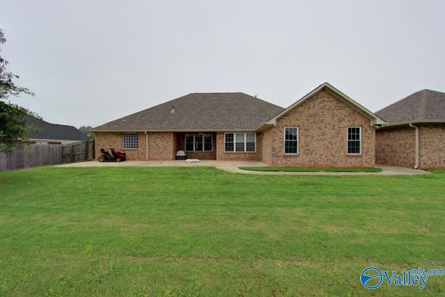 16874 Raspberry Lane, Athens, AL 35613