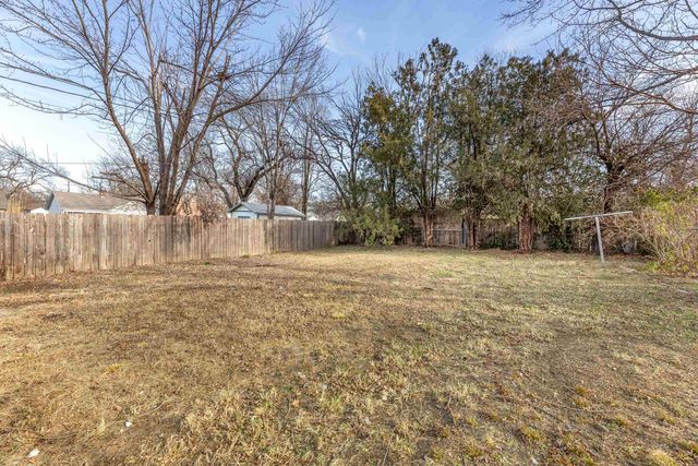 650 N BATTIN, Wichita, KS 67208