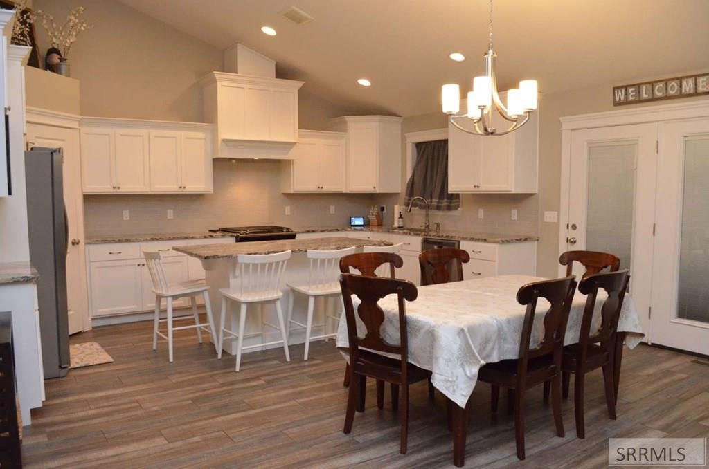 Image 14 of property listing at 5147 Eaglewood Drive, Idaho Falls, ID 83401