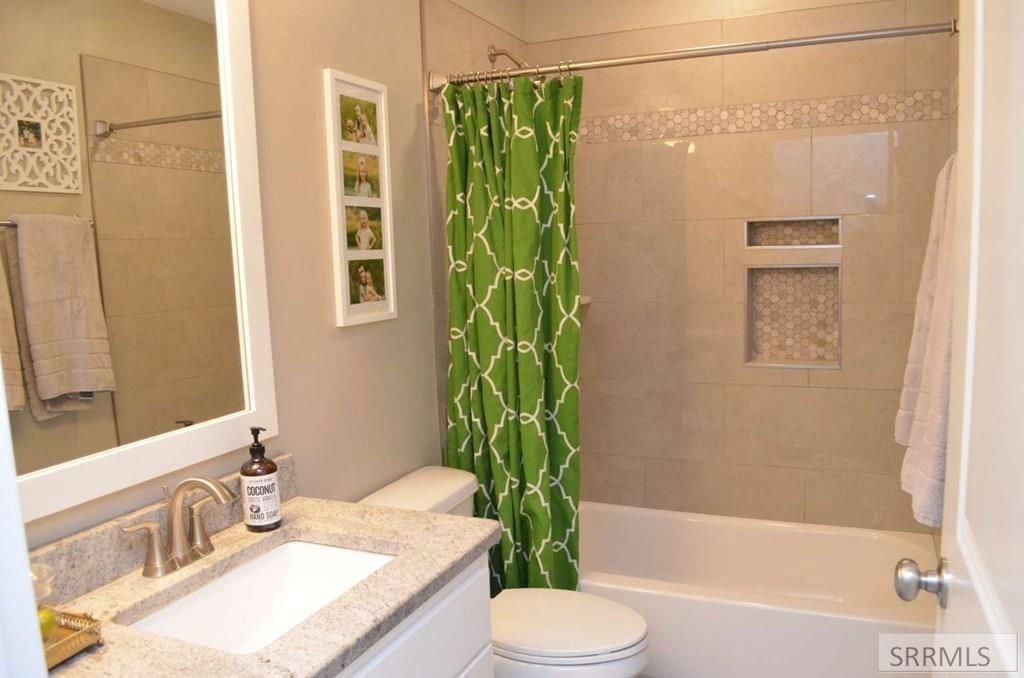 Image 26 of property listing at 5147 Eaglewood Drive, Idaho Falls, ID 83401