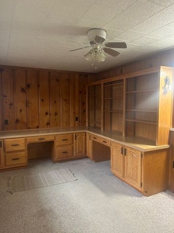 208 Oakdale Rd, Camden, TN 38320