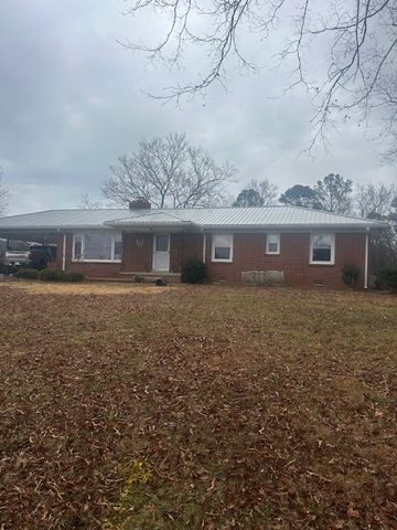 208 Oakdale Rd, Camden, TN 38320