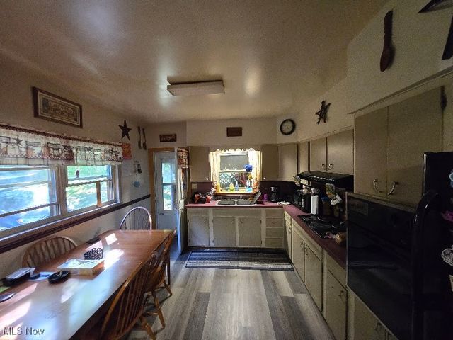 958 Central Avenue, Bellaire, OH 43906