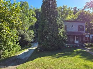 958 Central Avenue, Bellaire, OH 43906