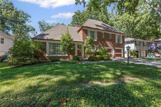 9708 W 96th Terrace, Overland Park, KS 66212