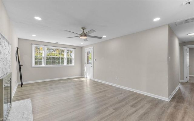 325 Fox Hill RD, Hampton, VA 23669