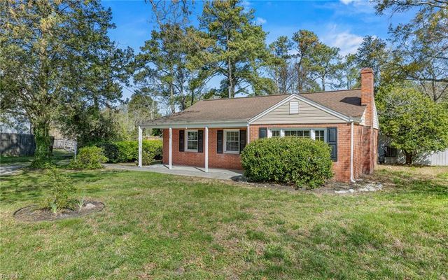 325 Fox Hill RD, Hampton, VA 23669