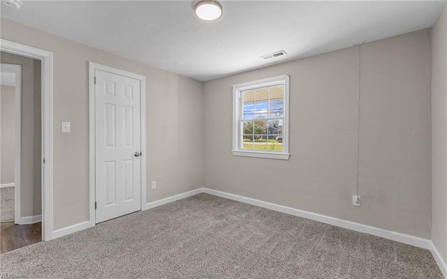 325 Fox Hill RD, Hampton, VA 23669