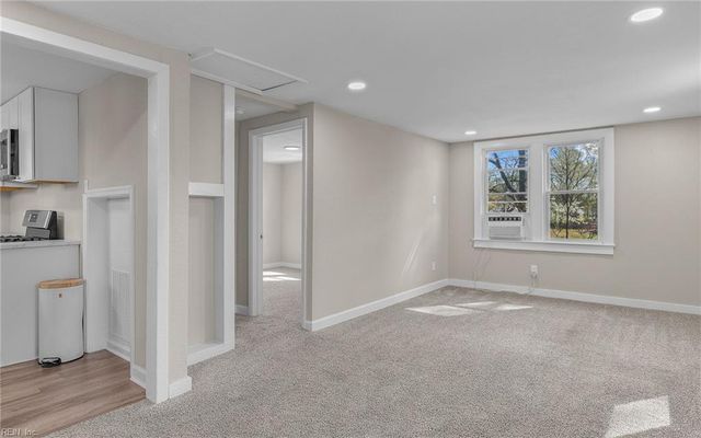 325 Fox Hill RD, Hampton, VA 23669