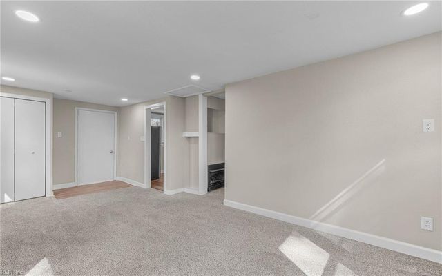 325 Fox Hill RD, Hampton, VA 23669