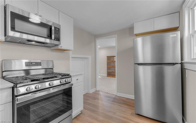 325 Fox Hill RD, Hampton, VA 23669