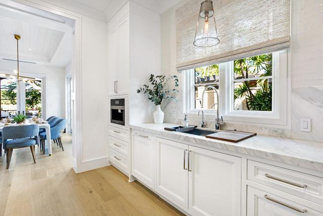 304 Villa Drive Drive, Jupiter, FL 33477